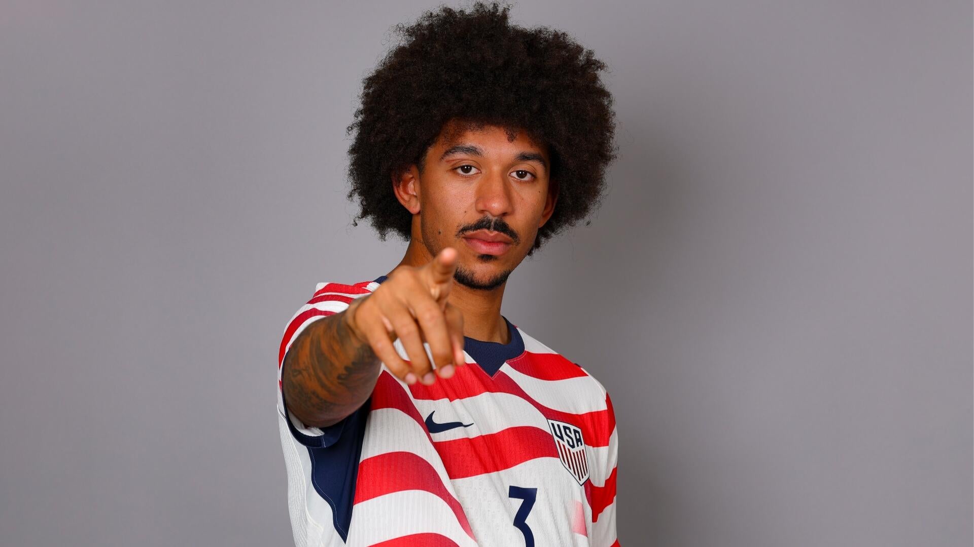 
                        How Chris Richards become USMNT's most important defender: 'I never wanted to be just a name on the teamsheet'
                    