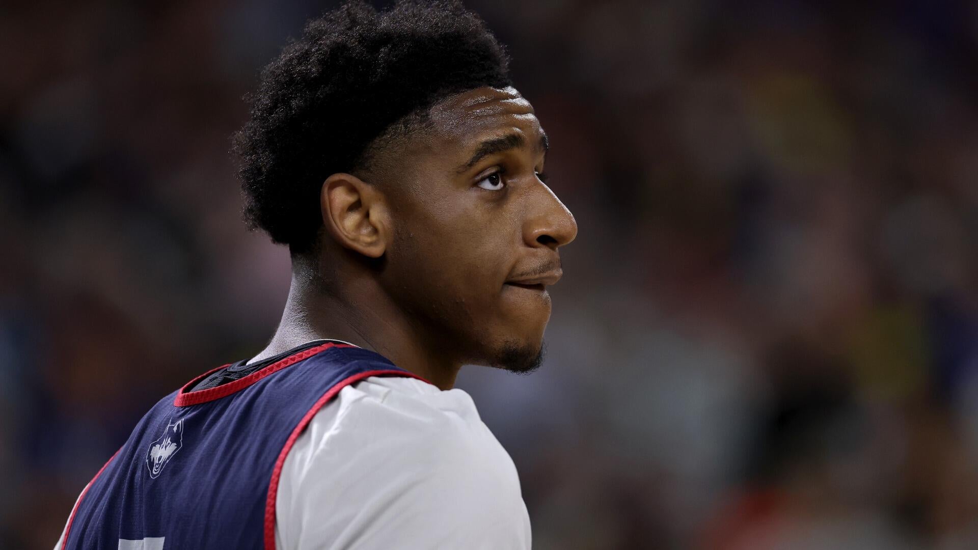 Terold Reed Jr Tarris Reed Jr. Profile Stream of General Videos - CBS Sports