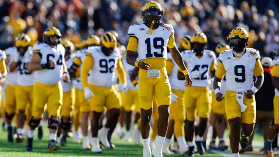 COLLEGE FOOTBALL: DEC 31 Cheez-It Citrus Bowl Michigan vs Texas