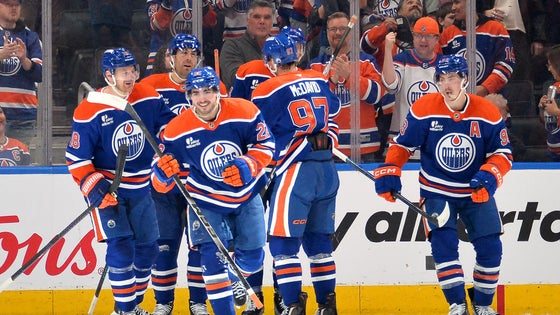 hlvo-canucks-oilers-00-00-53-20-still001.jpg