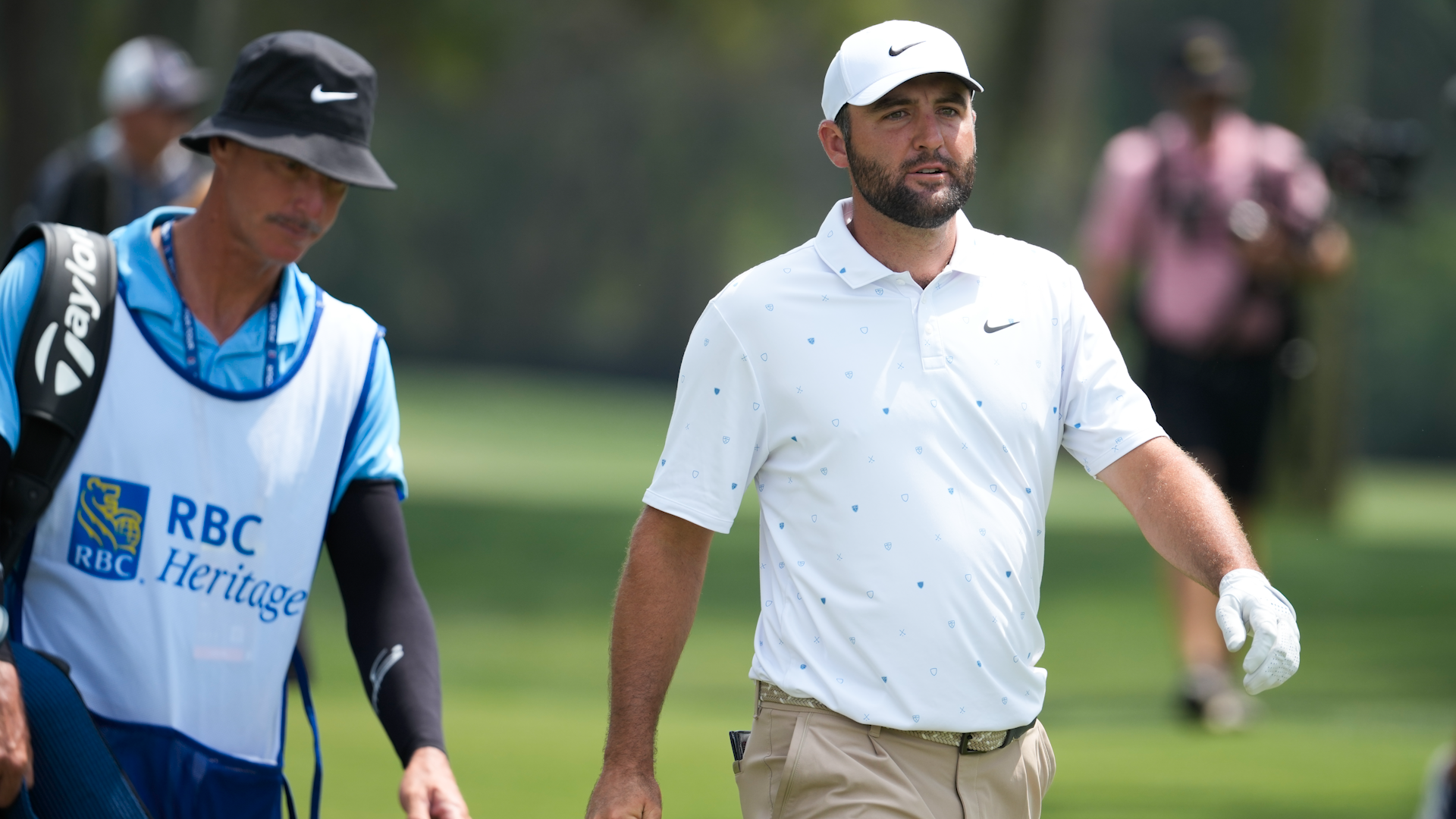 Scottie Scheffler (-14) Stalls After Torrid Front Nine