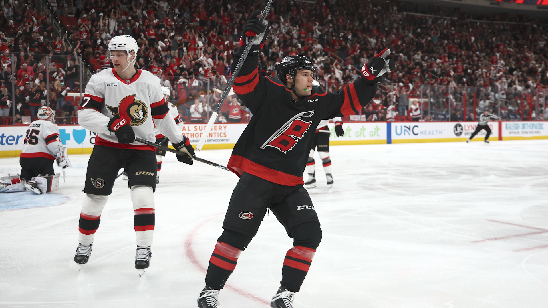 First Round Game 1 Highlights: Senators at Hurricanes