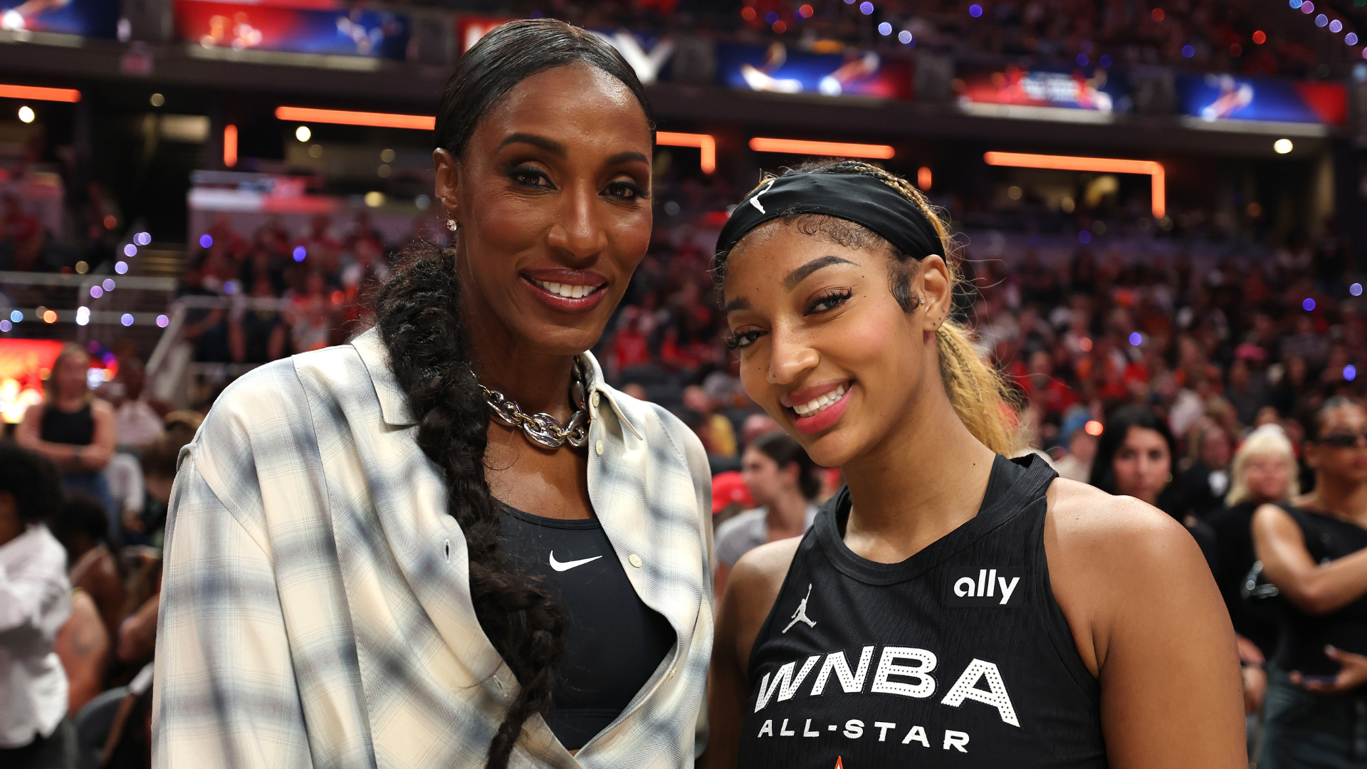 2026 WNBA schedule: CBS to air 20 games on broadcast television, including two Liberty vs. Fever showdowns