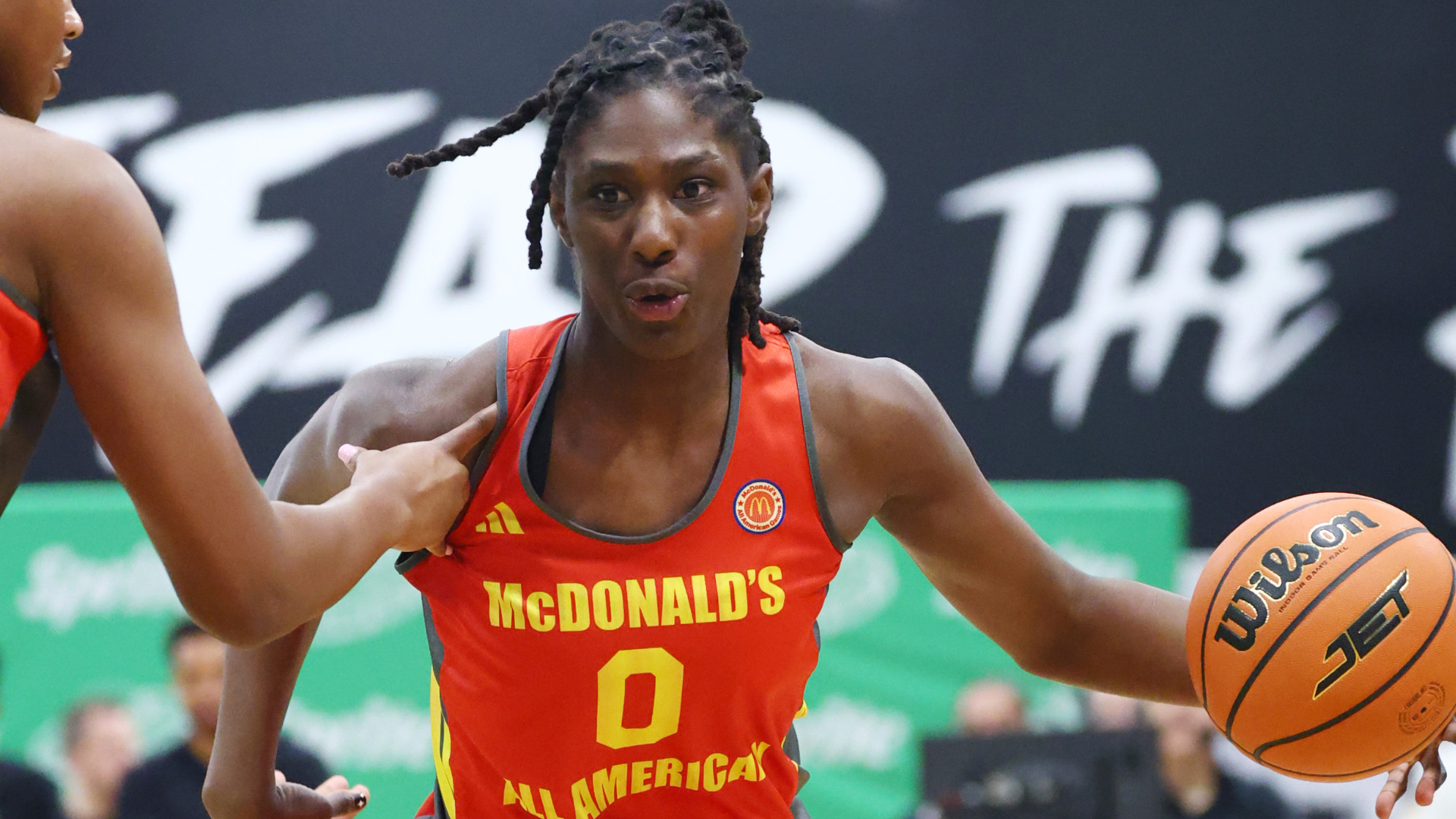 Oliviyah Edwards Komitmen ke South Carolina: Perekrutan Bintang Lima dengan Slam Dunk Dulu Berjanji pada Tennessee