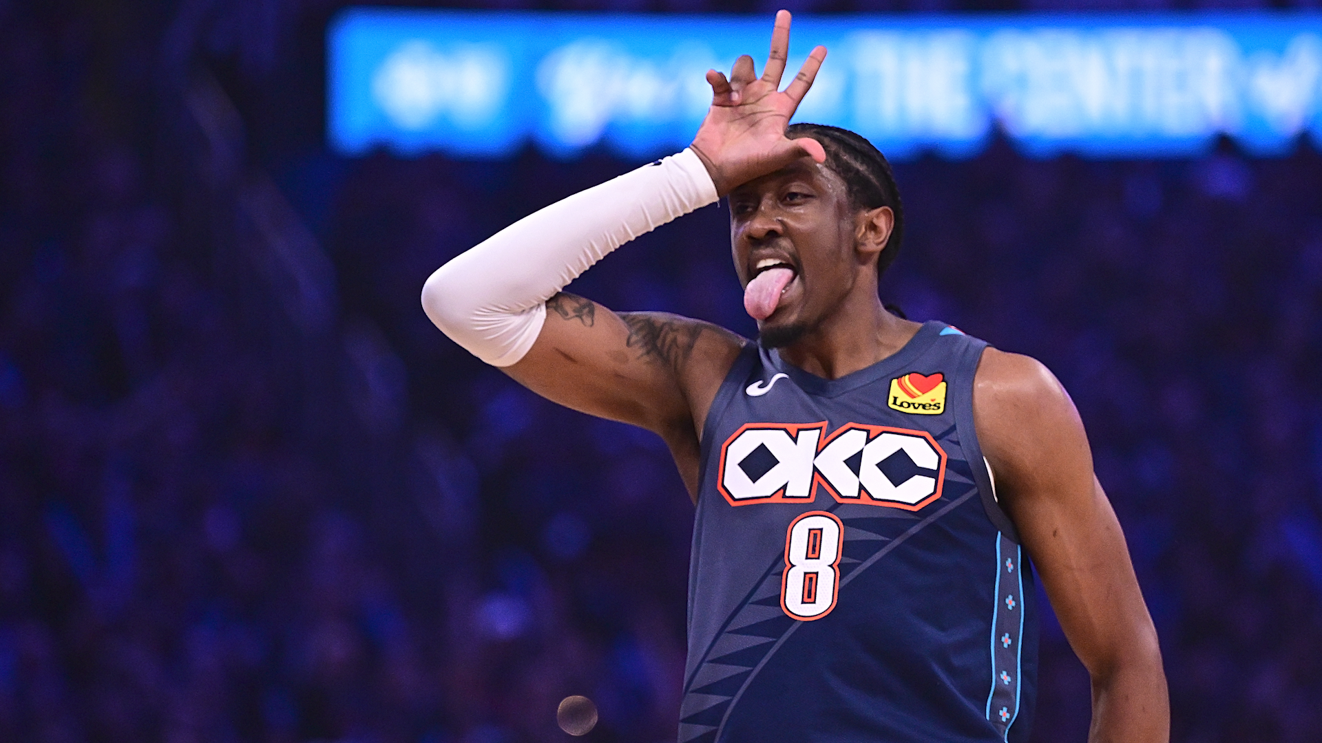 Jalen Williams Exits Game Due to Hamstring Strain