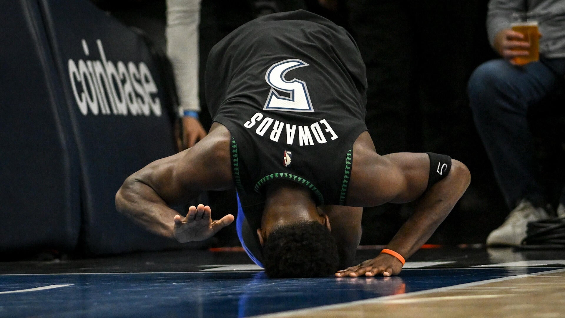 Anthony Edwards & Donte DiVincenzo Suffer Injuries In Game 4