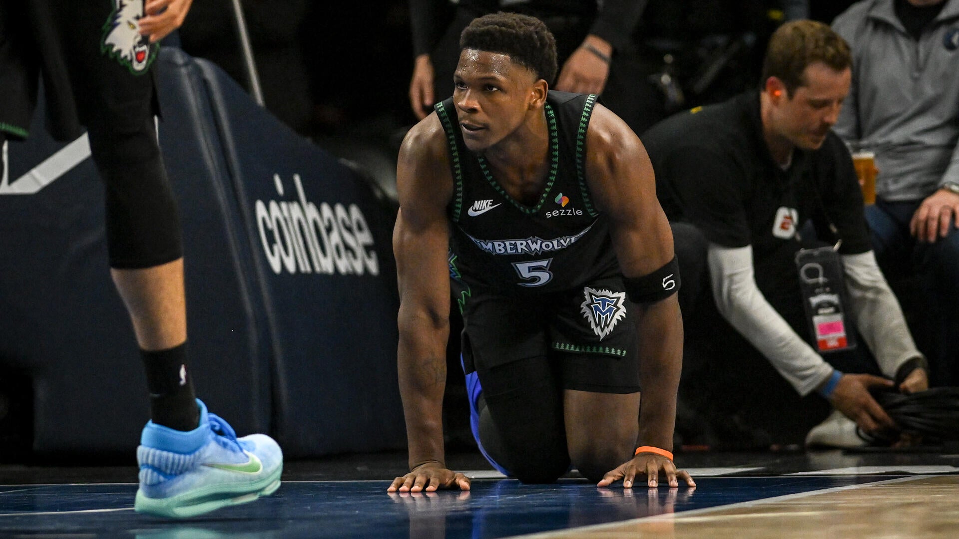 Timberwolves Look to Close Out Nuggets