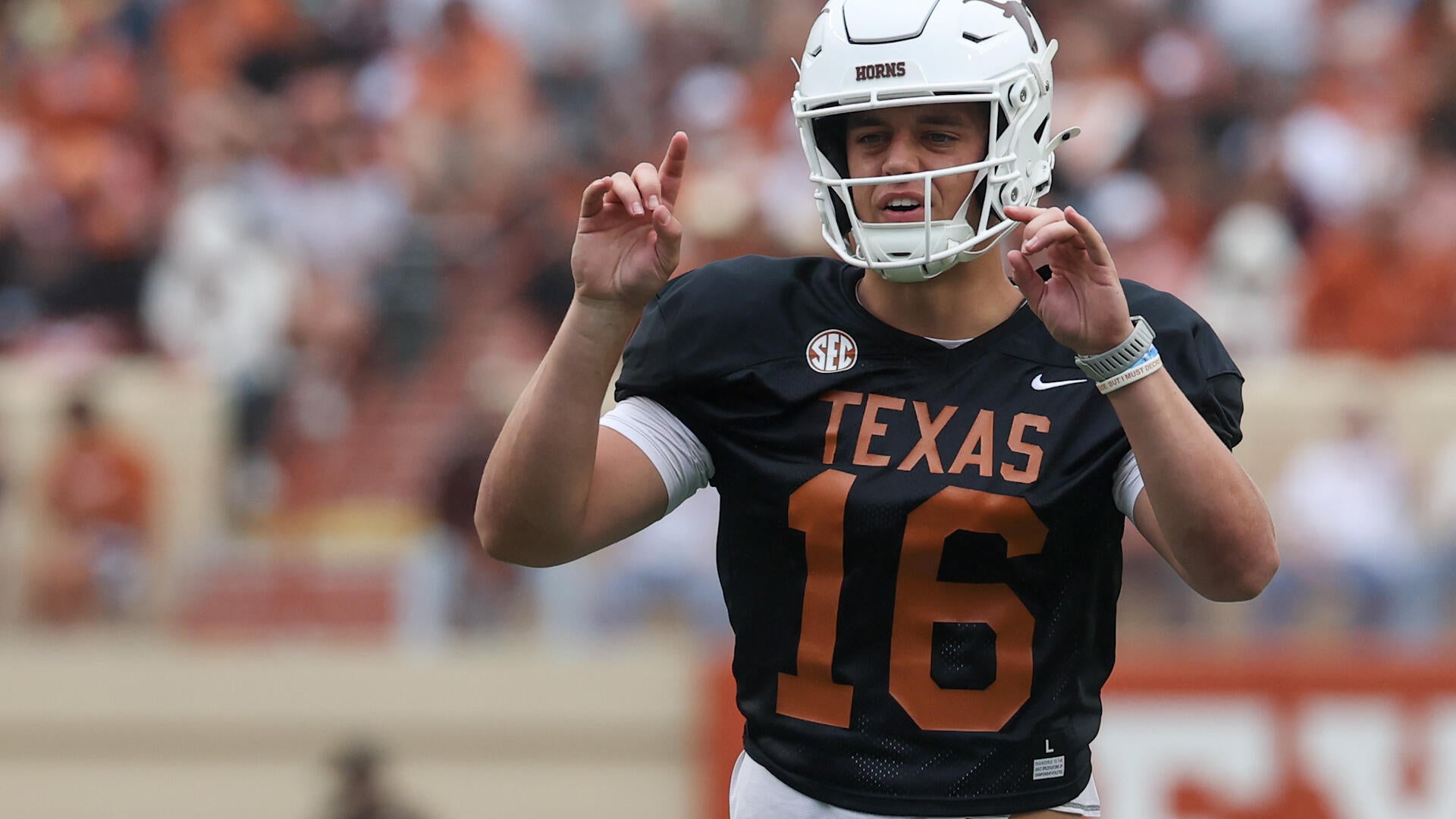 Way Too Early 2027 NFL Mock Draft: Jets Projected To Select Arch Manning No. 2 Overall