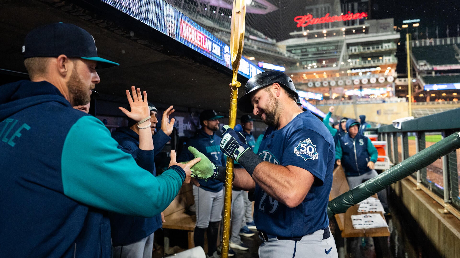 Highlights: Mariners at Twins (4/27)