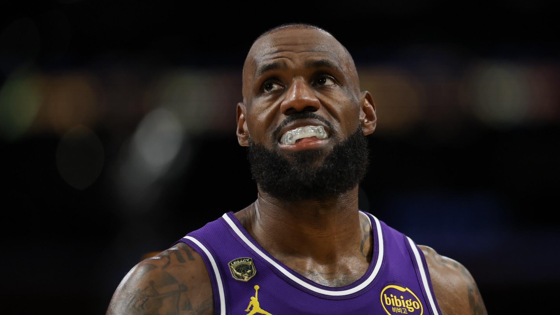 Why Lakers Need to End Series in Game 6