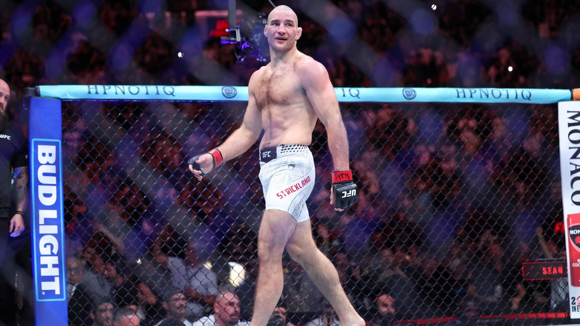 UFC 328: Expert MMA Picks for Chimaev vs. Strickland from Newark