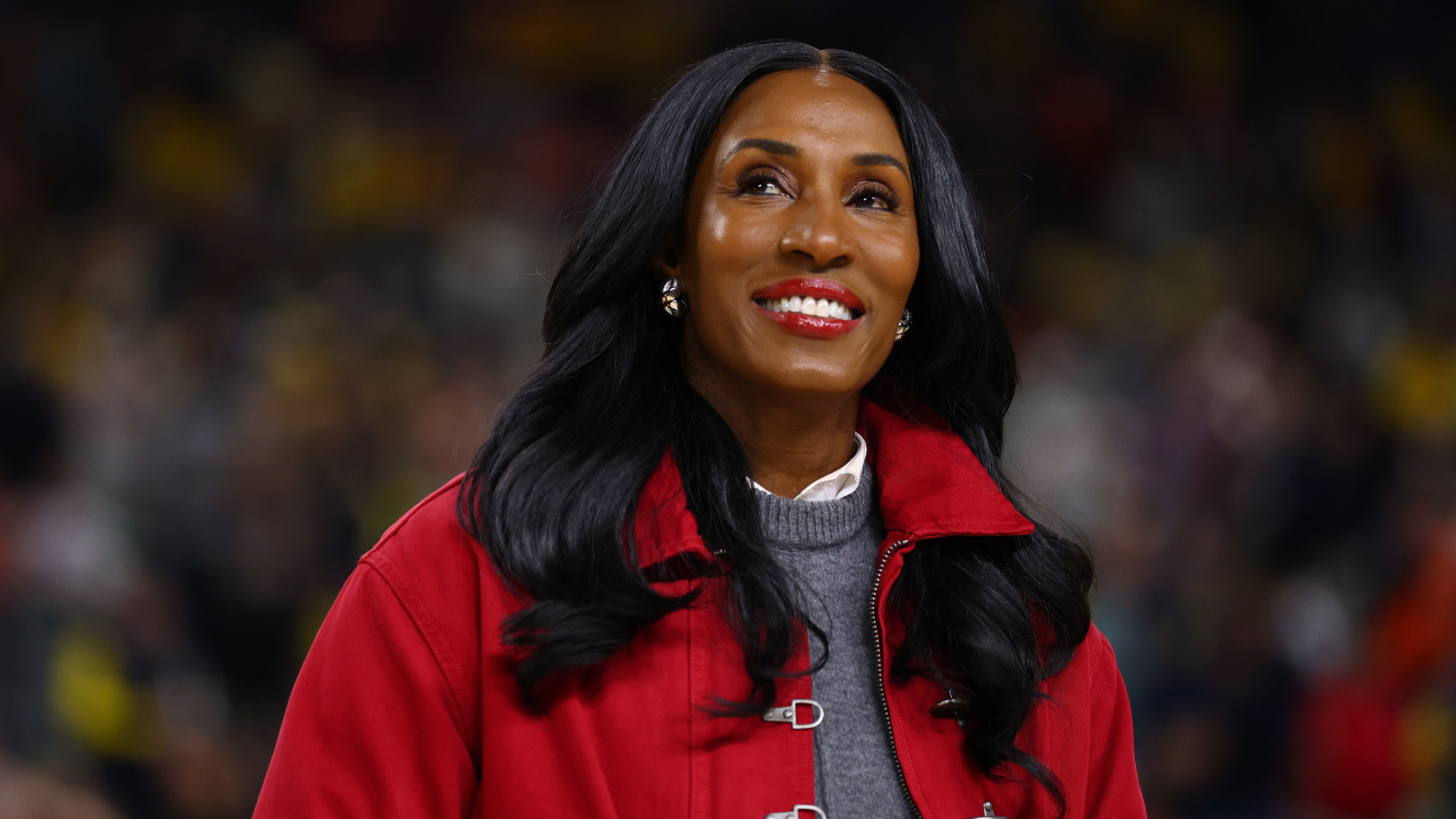 Sparks Legend Lisa Leslie to Receive Statue for Her Impact On and Off the Court