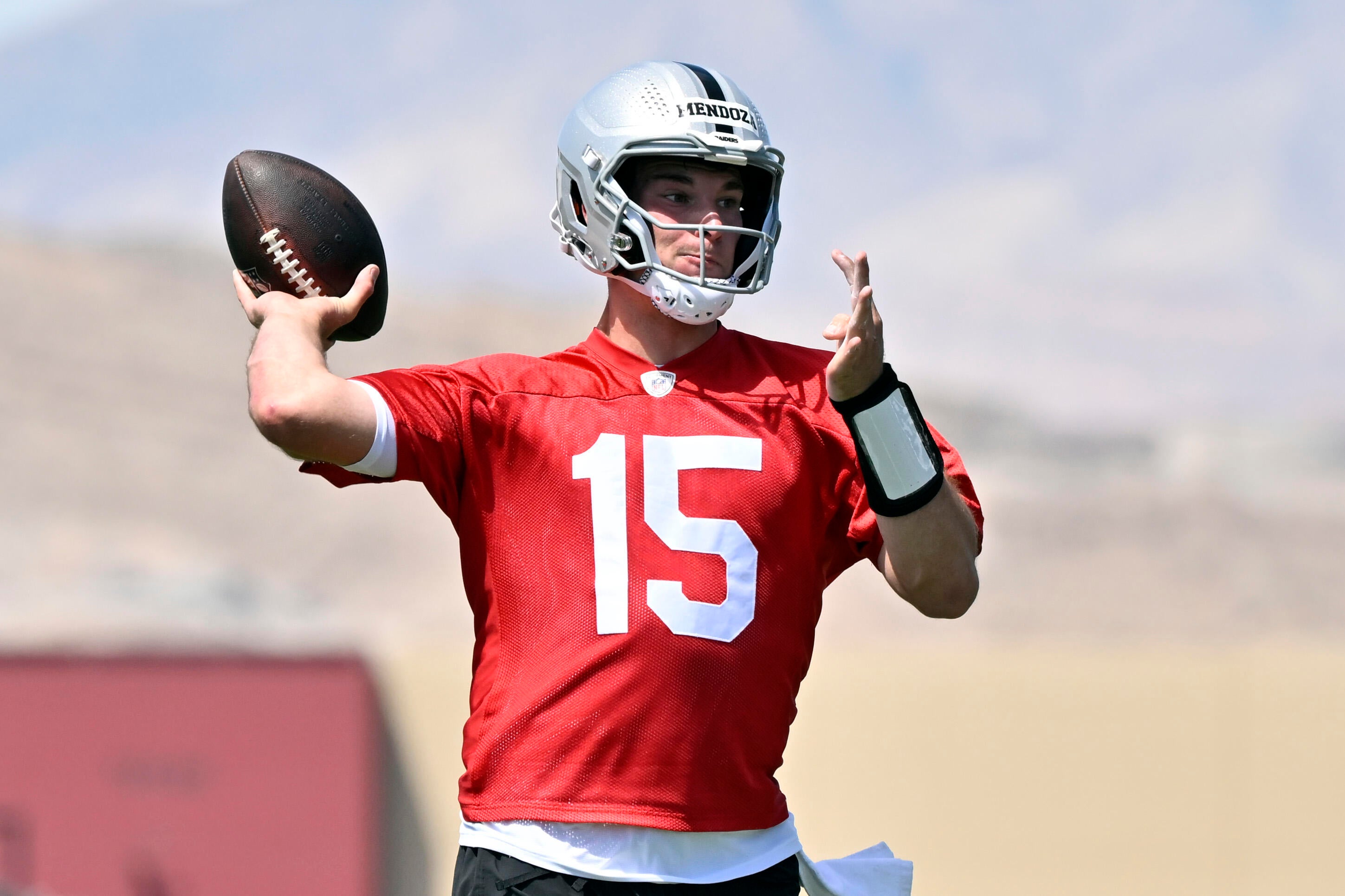 Fernando Mendoza watch: Predicting when Raiders will start No. 1 overall pick; QB's Rookie of the Year odds