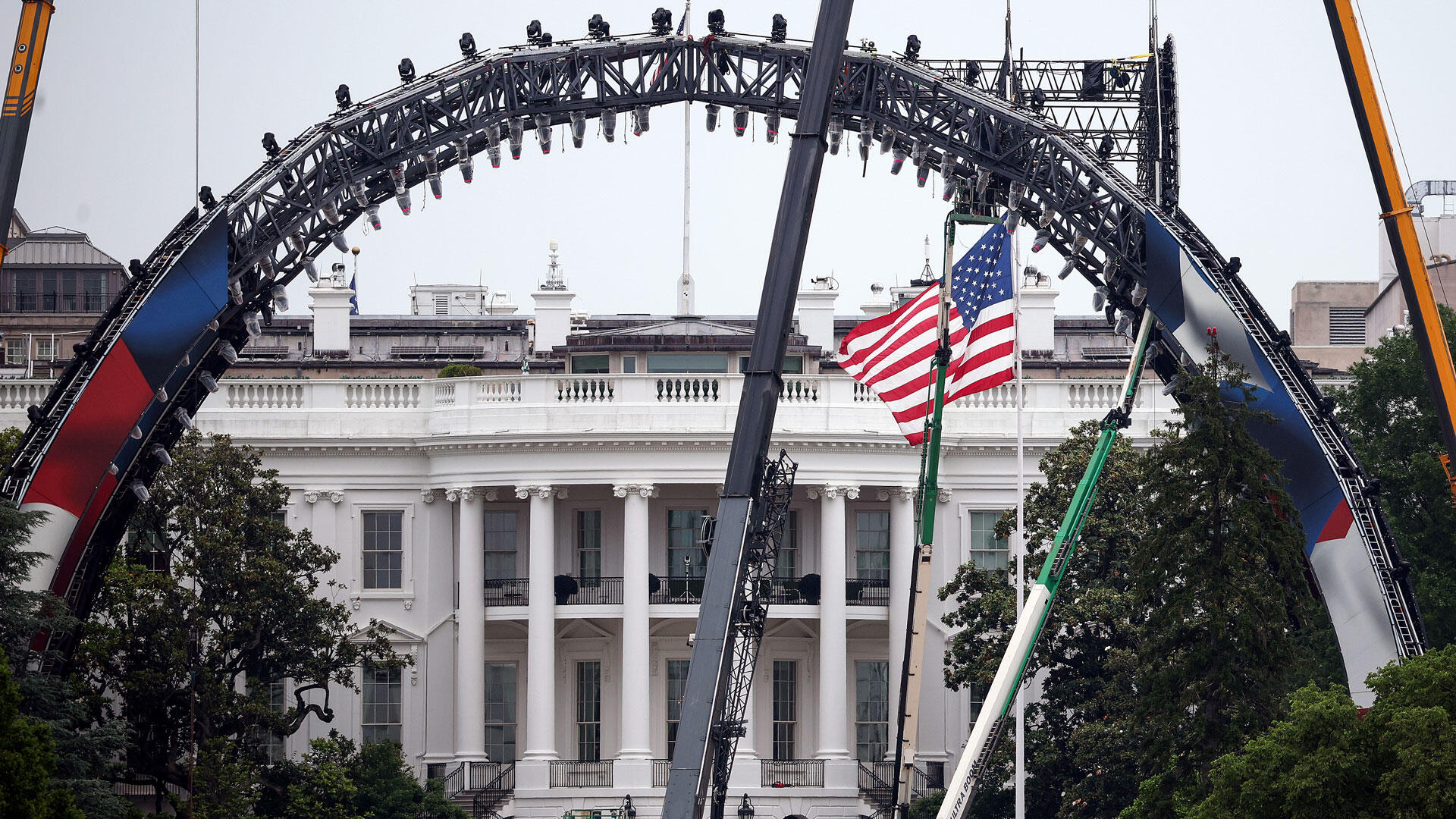 UFC Starts Construction at White House South Lawn for Freedom 250