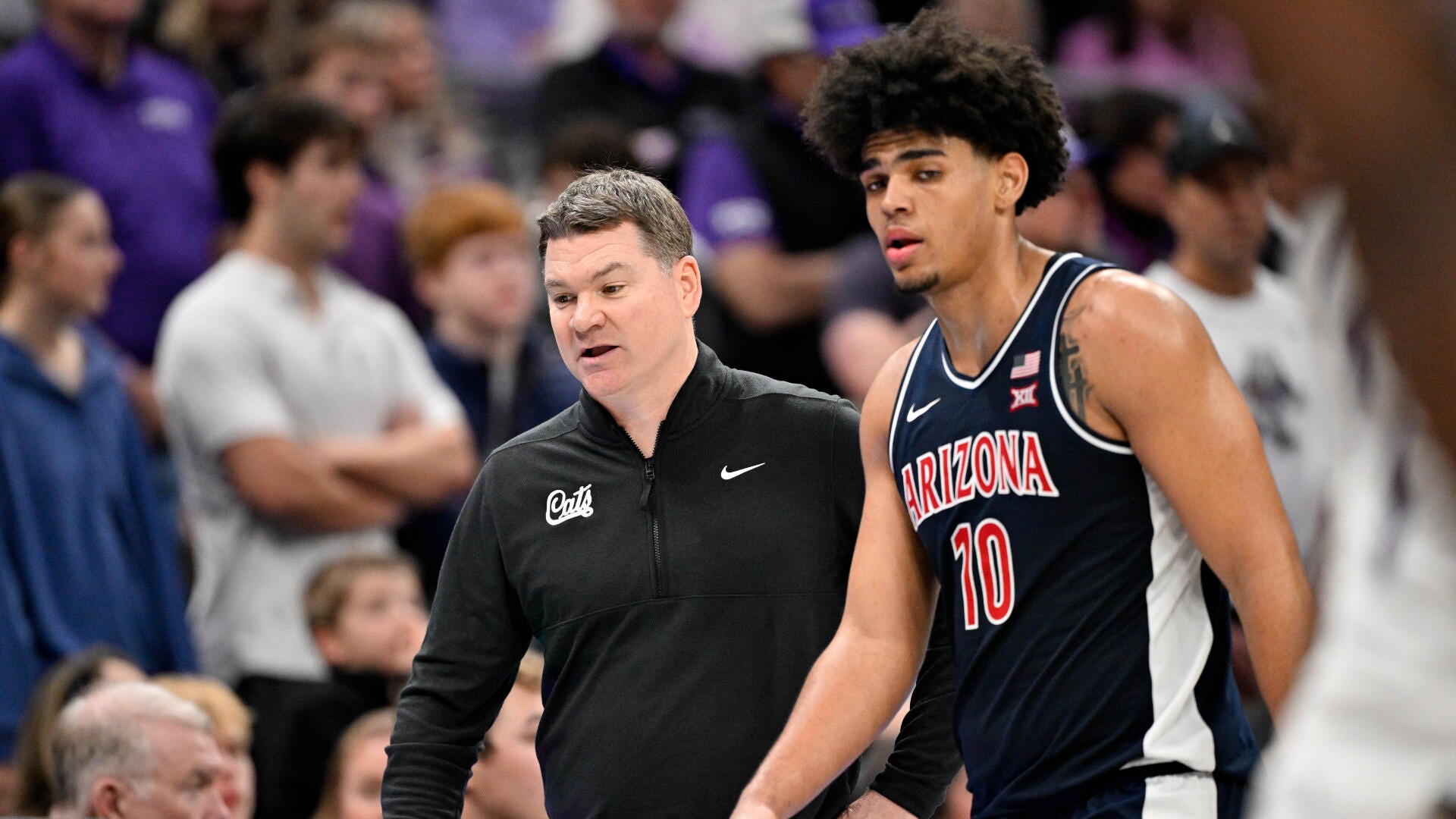 Fewer players like Koa Peat will be staying in NBA Draft, but that's no consolation for Arizona's Tommy Lloyd