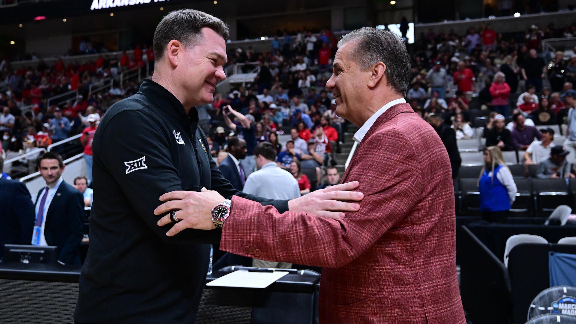 Arkansas, Arizona agree to multi-year series starting next season in Phoenix, then home-and-home in 2027, 2028