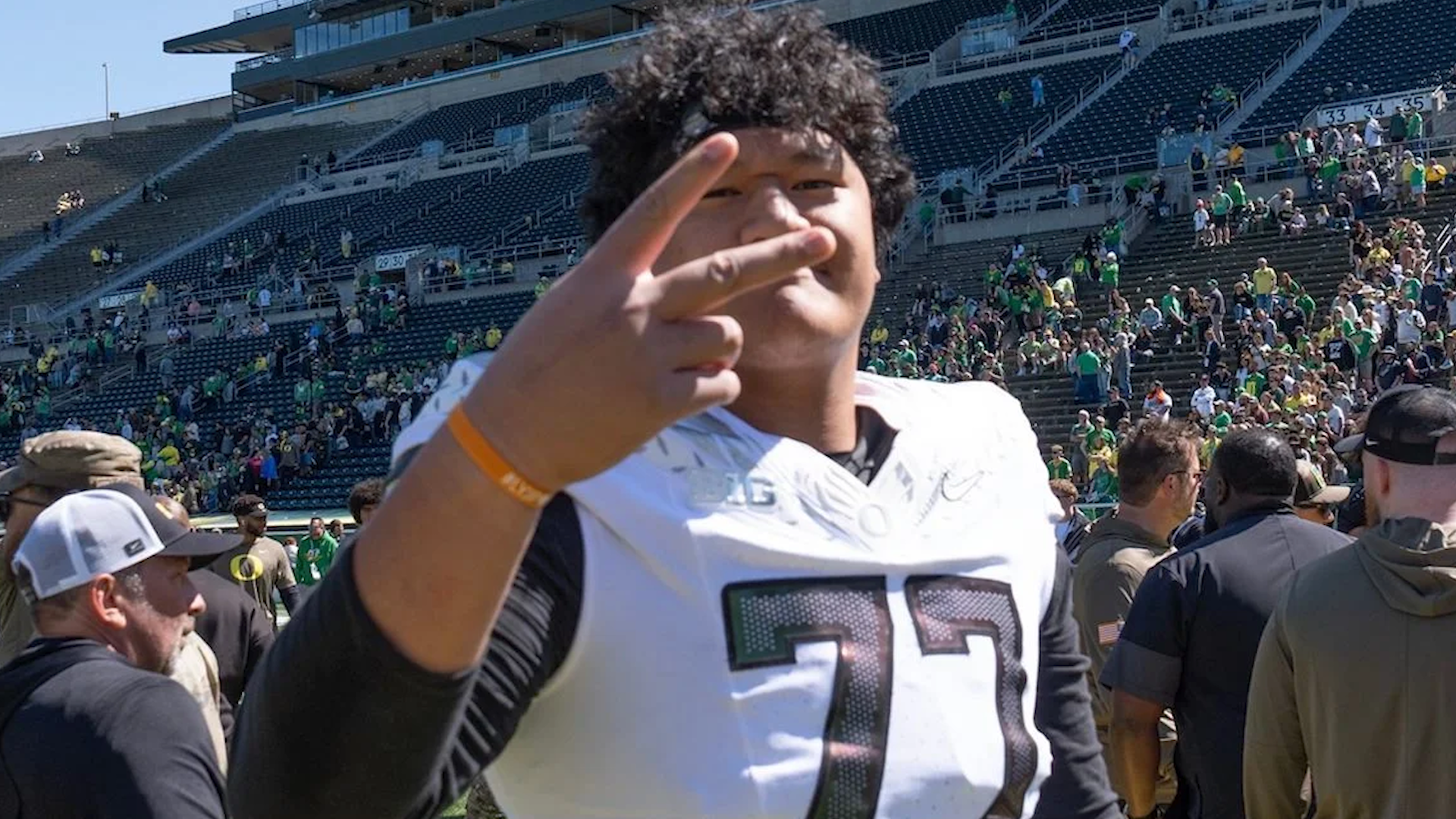 Breaking Down Oregon's Biggest Question on Offense