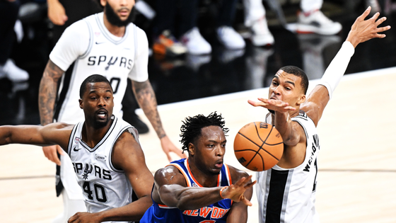 spurs-knicks-getty-1.png
