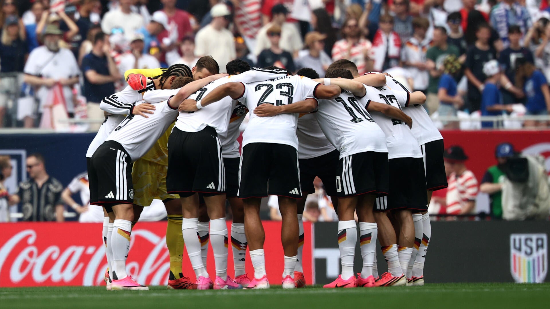What to Watch For on Sunday's World Cup Slate