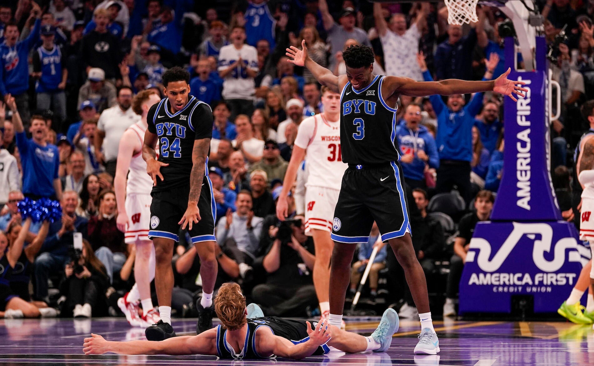 COLLEGE BASKETBALL: NOV 21 Wisconsin at BYU