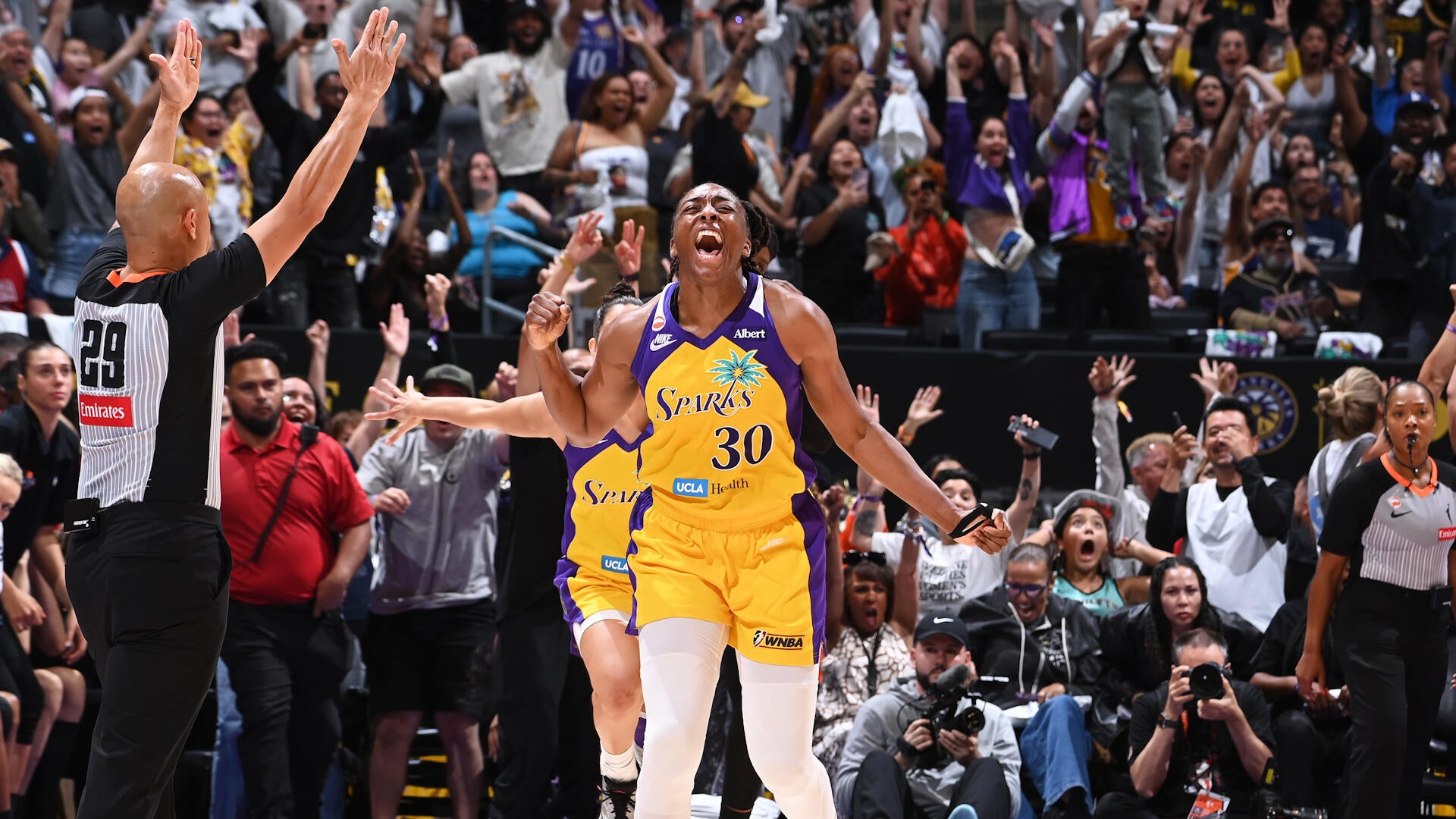 https://sportshub.cbsistatic.com/i/2026/06/22/479d382e-c436-40dd-a282-dfbc21f13195/sparks.jpg