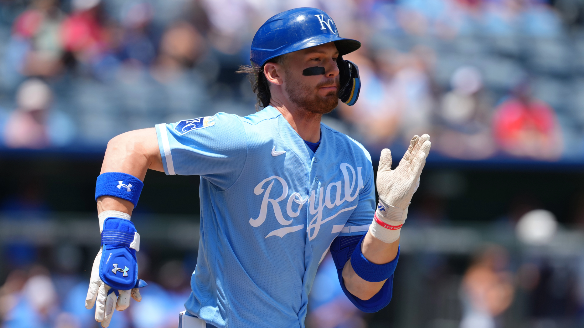 Royals complete MLB rarity in blowout win against Phillies ace Cristopher Sánchez