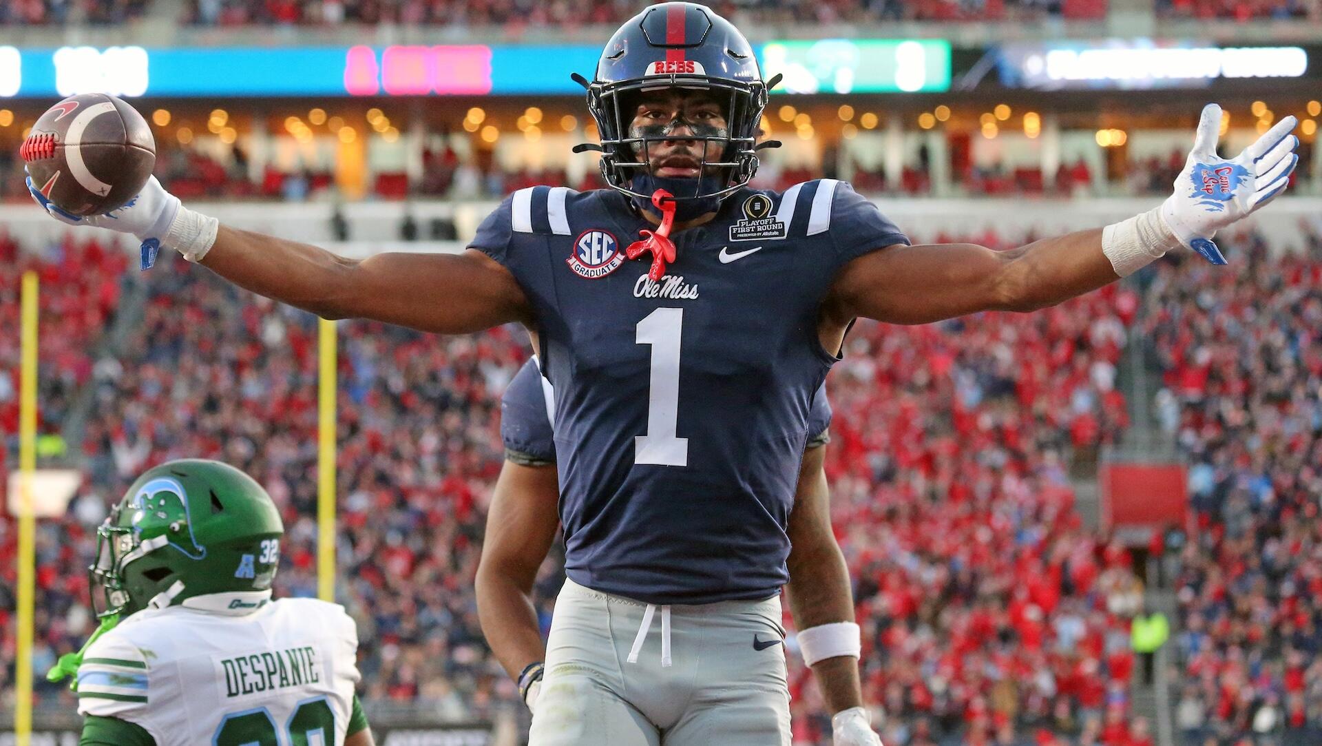 Aussie Rules Prodigy Among NFL's Hidden Gems: Could He Be Rookie of the Year?