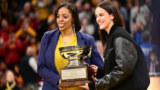 caitlin-clark-honda-award.png