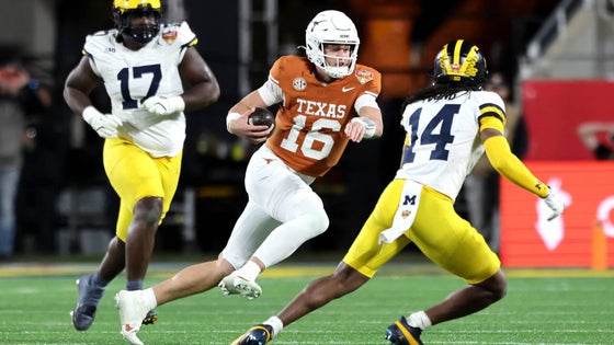 2025 Cheez-It Citrus Bowl - Texas v Michigan