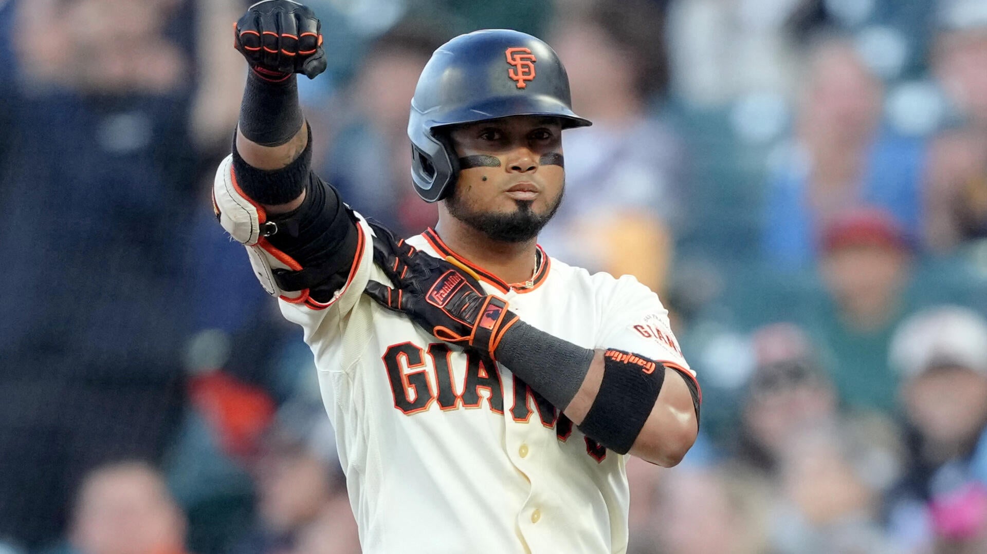 Fantasy Baseball Trade Deadline Tracker: Phillies shuffle lineup with Luis Arraez; Blue Jays add Jose Soriano
