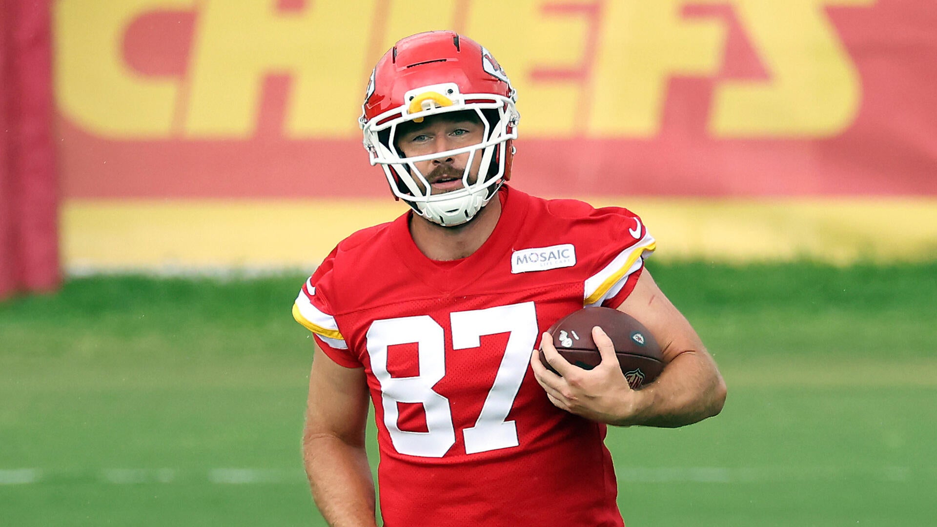 Travis Kelce 'dad bod' video rumors instantly shot down by Andy Reid
