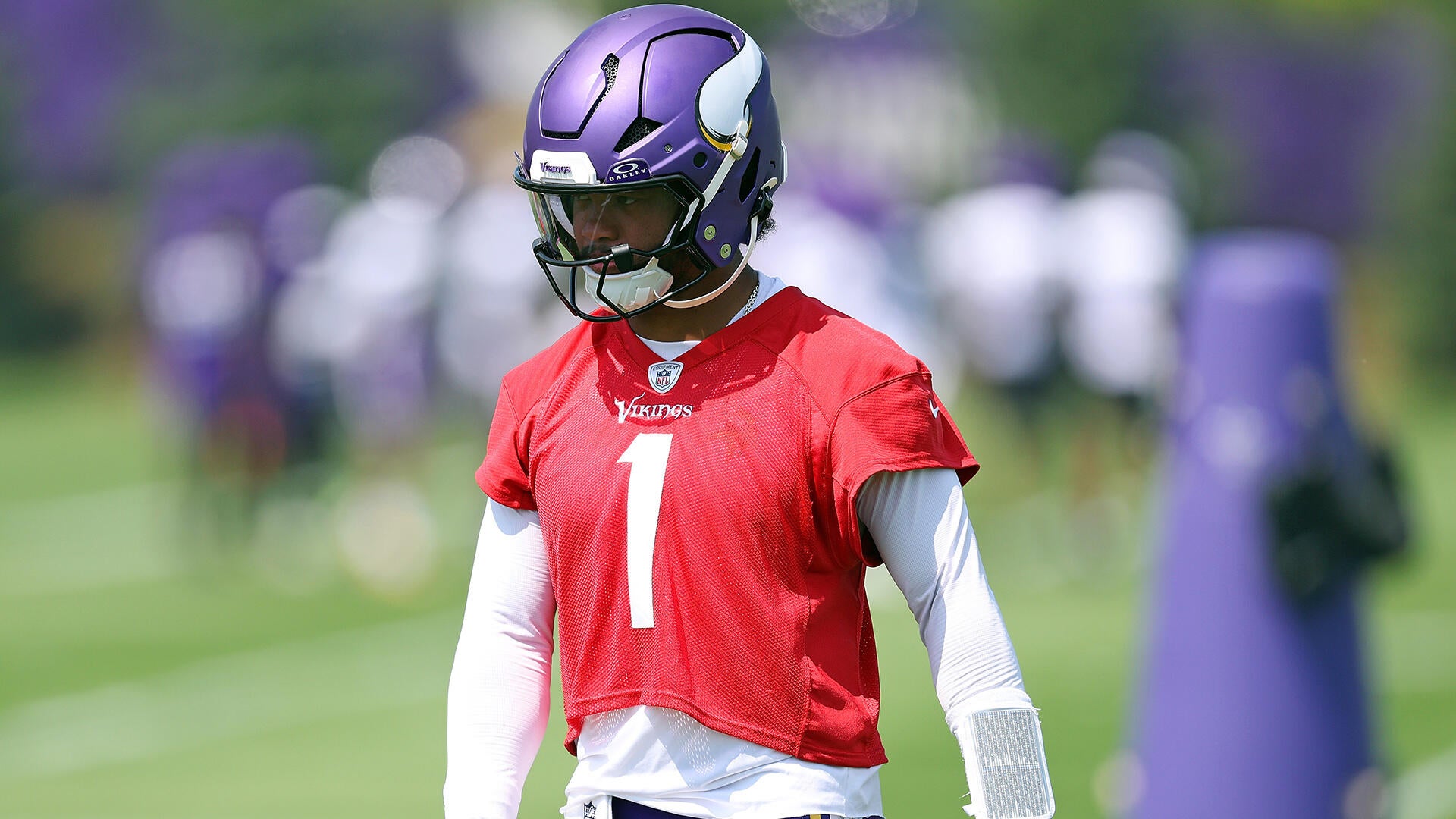 Training camp overreactions: Kyler Murray's ups and downs concerning? Laremy Tunsil injury dooms Commanders?