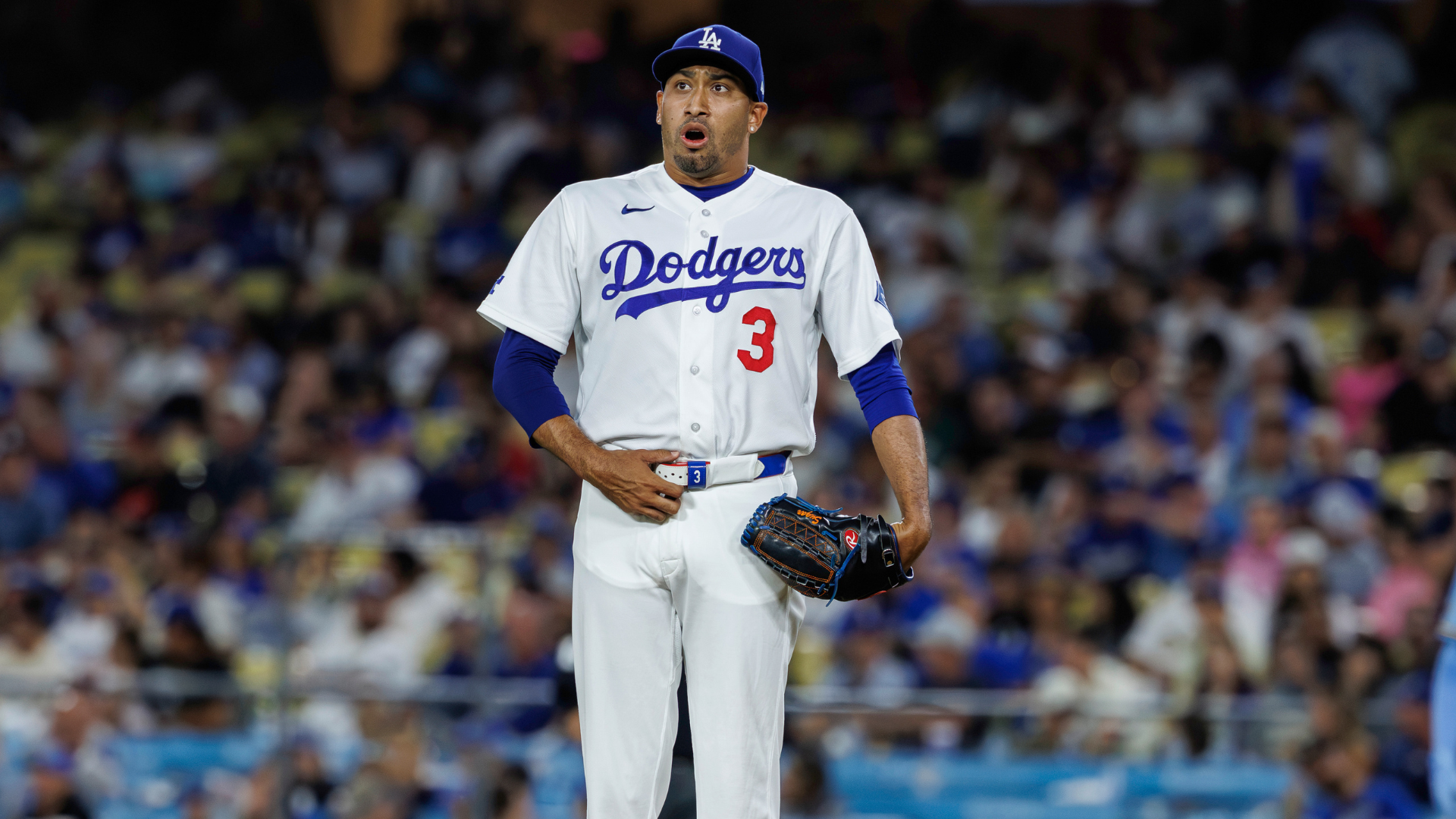 Edwin Díaz blows another save in crushing loss for Dodgers: Why prized closer has struggled so much in L.A.