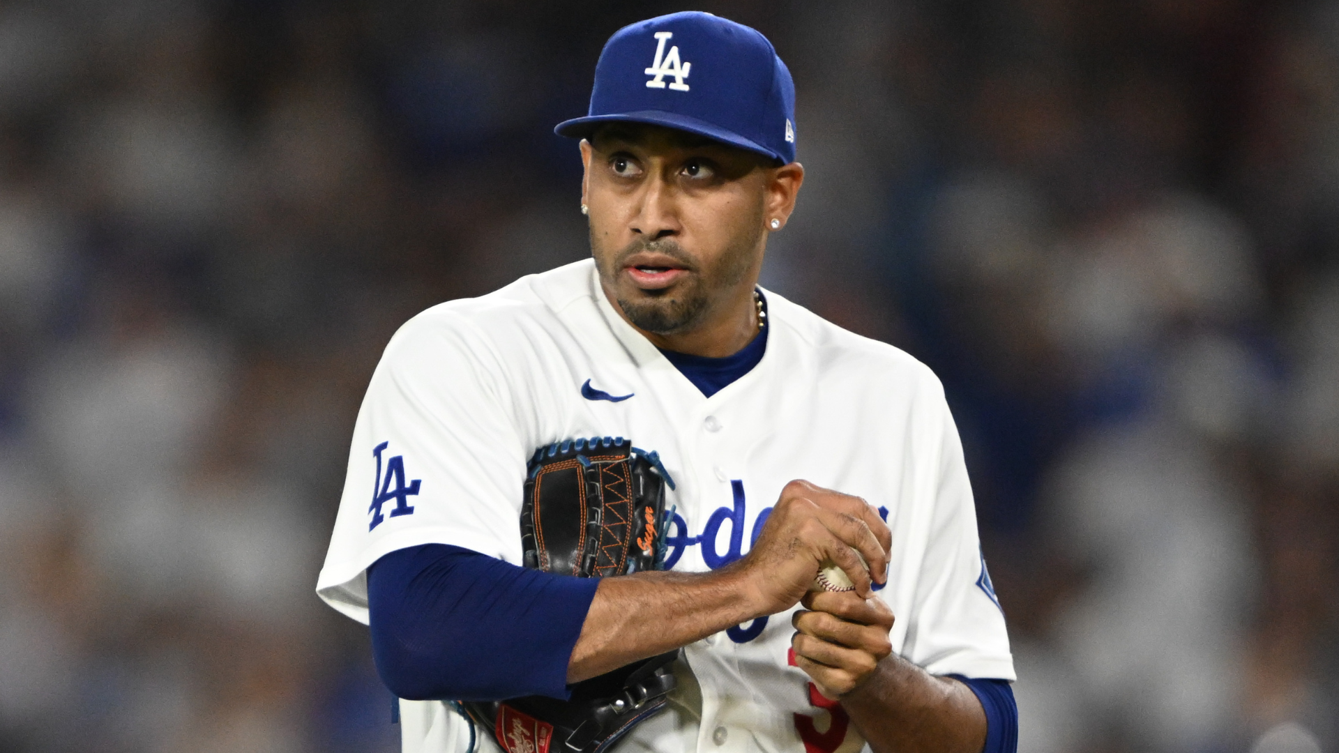 Dodgers reportedly placing struggling closer Edwin Díaz on injured list as bullpen woes continue