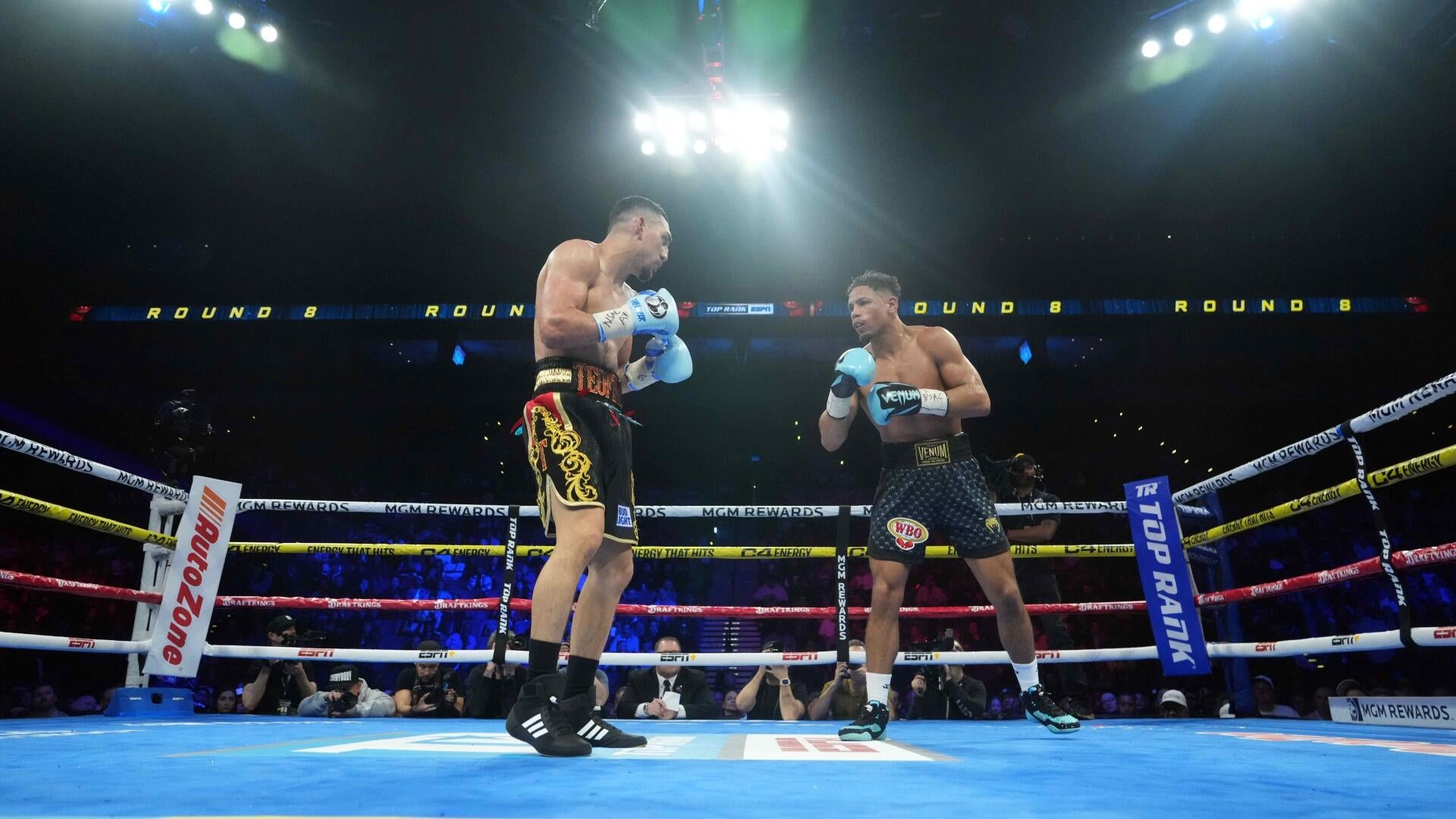 Rolly Romero vs. Teofimo Lopez odds, prediction, time: Boxing picks for Aug. 22 fight card by top expert