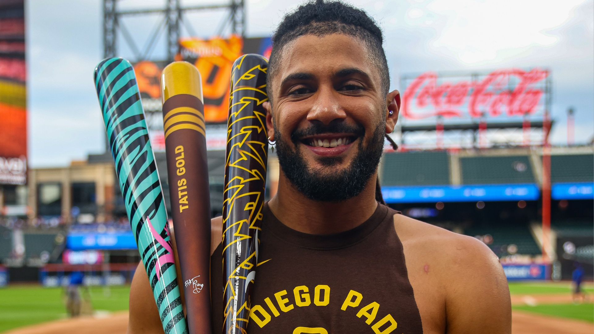 How 'The Bat King' created hundreds of custom looks for MLB Players' Weekend