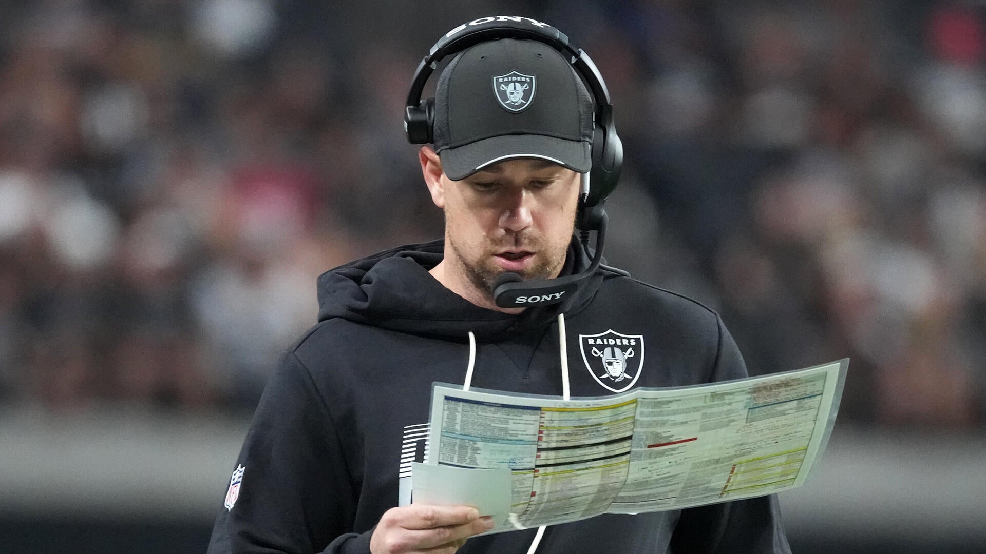 Raiders still refusing to name a starting QB, but they've given plenty of hints about Week 1