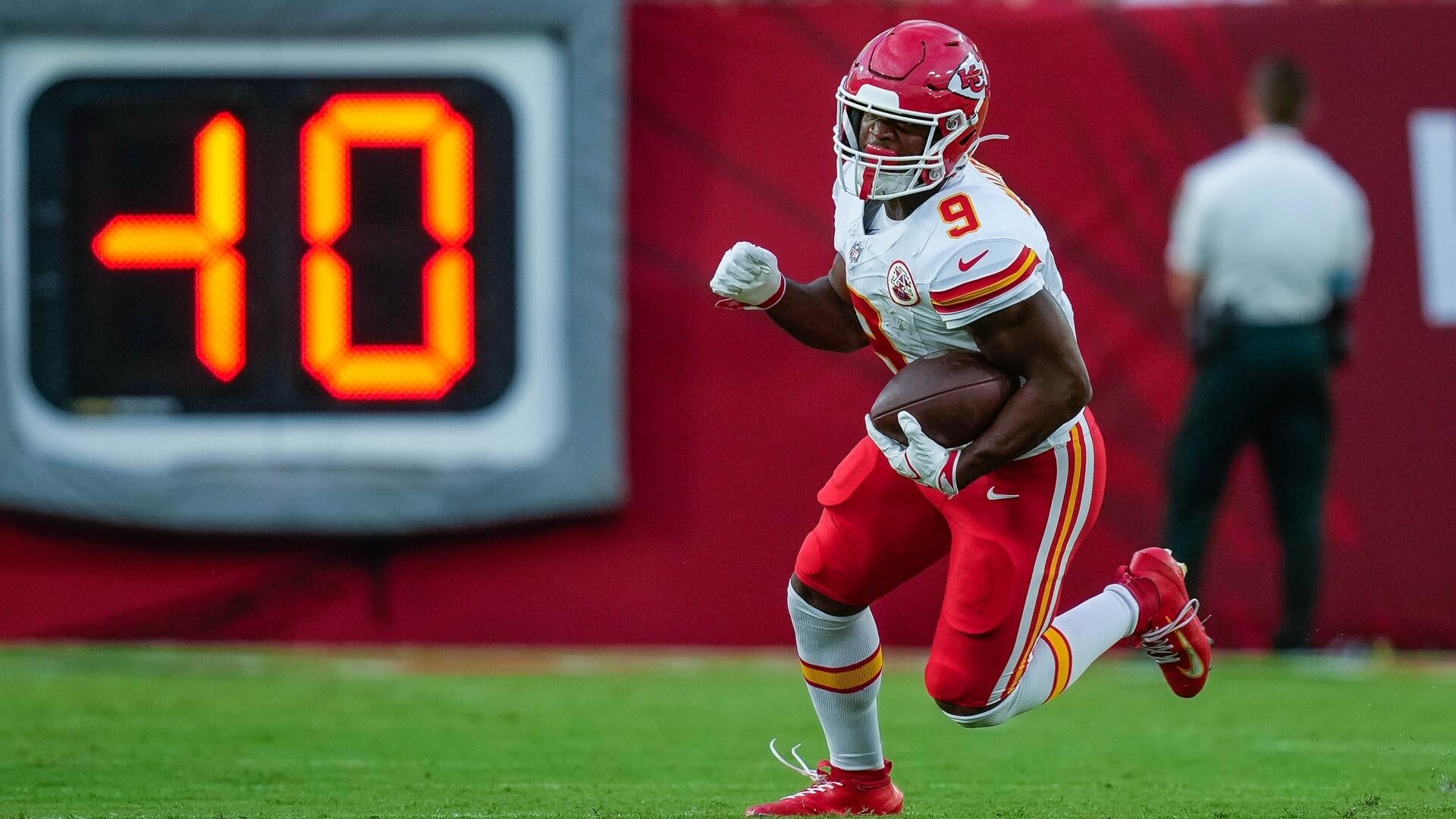 Fantasy football rankings 2026: Top sleepers, breakouts, busts by model that hit Daniel Jones' surprise year