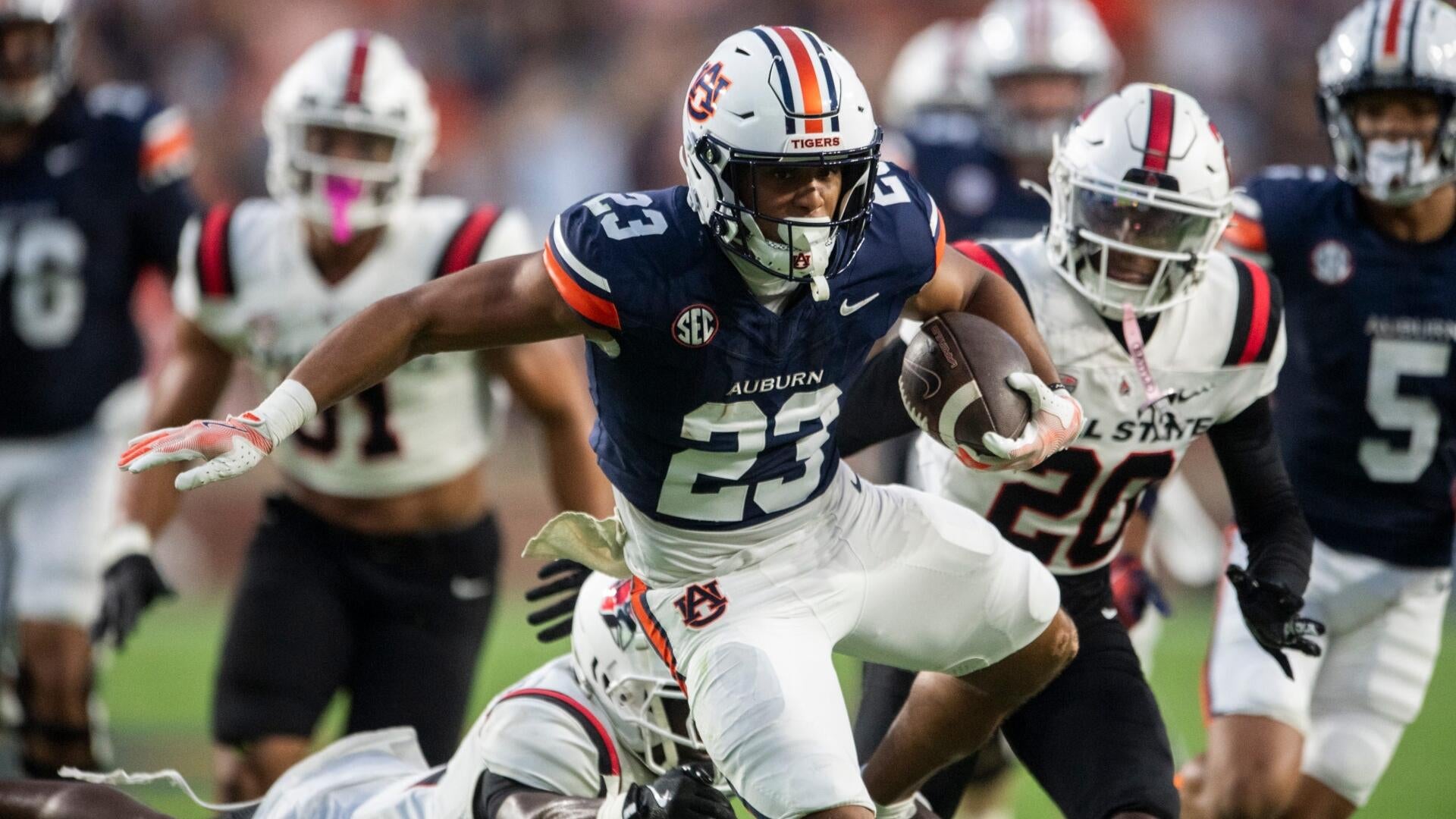 College football odds, picks, predictions for Week 1, 2026: Computer backs Auburn, Cincinnati