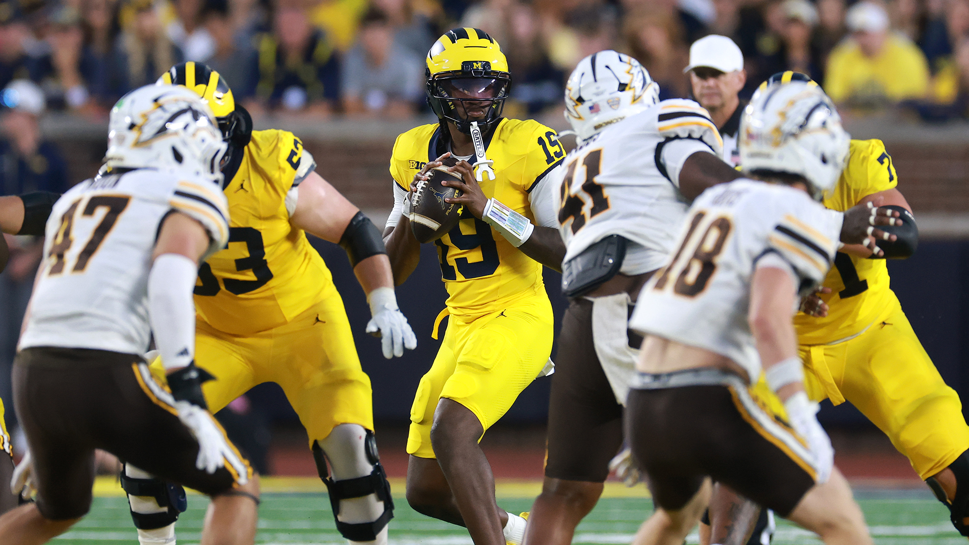 Michigan stuns Western Michigan on Hail Mary: Controversial clock review lifts Wolverines to dramatic win