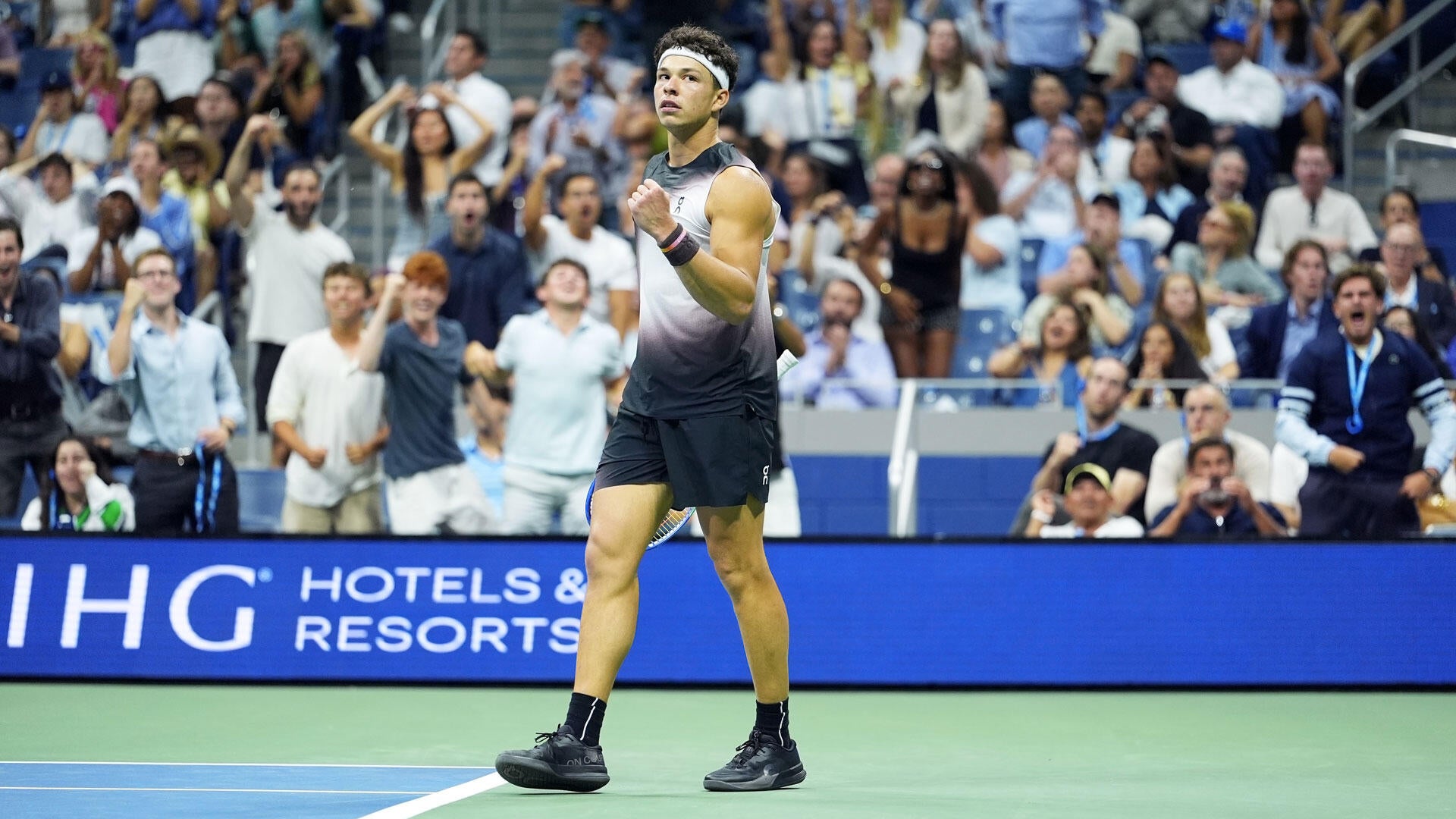 2026 US Open: Ben Shelton stuns Carlos Alcaraz in five-set thriller to advance to an all-American semifinal
