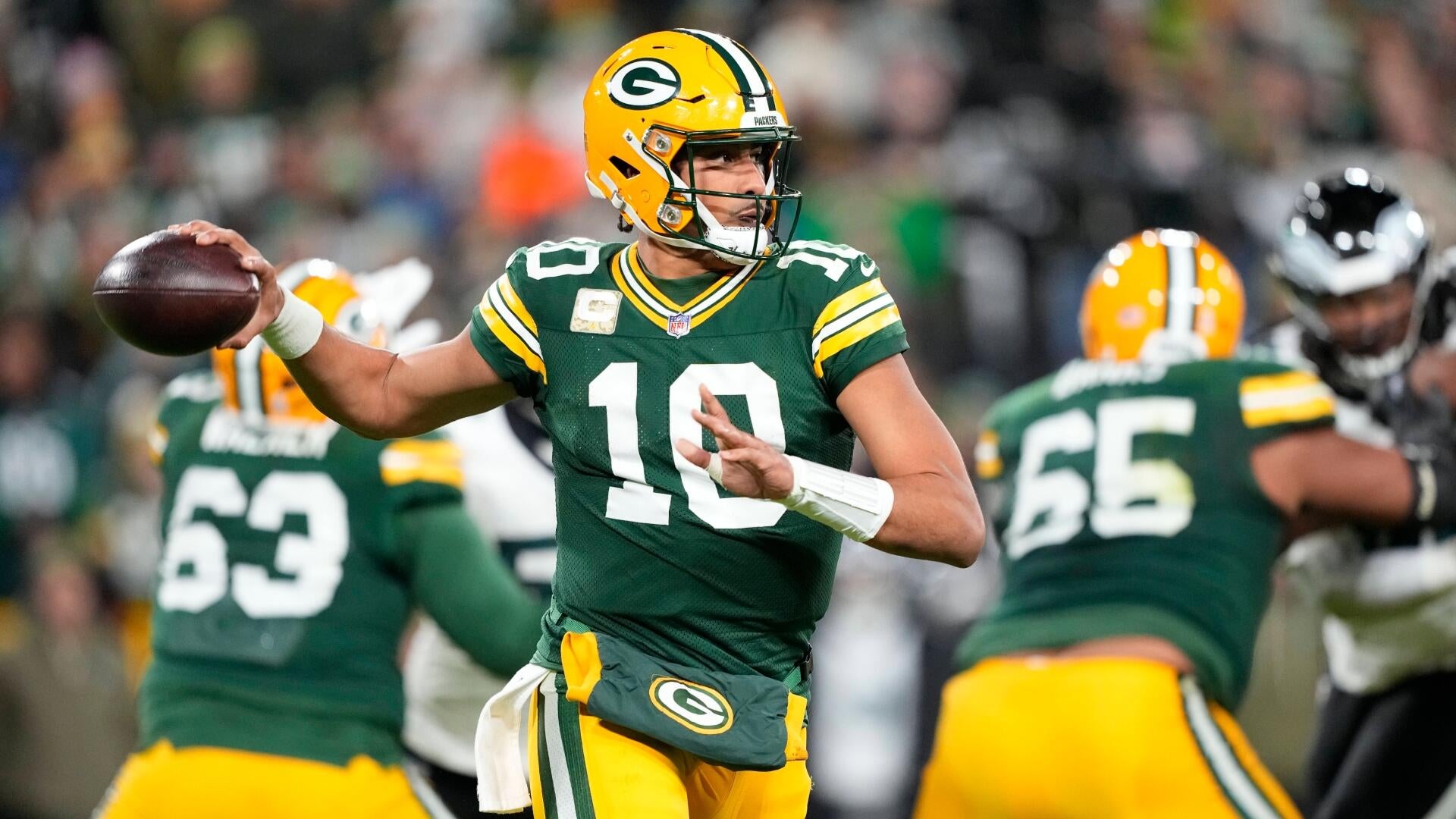 Best NFL Betting Promos for Week 1: Sportsbook Promos, Bonus Codes for Packers-Vikings, Giants-Cowboys