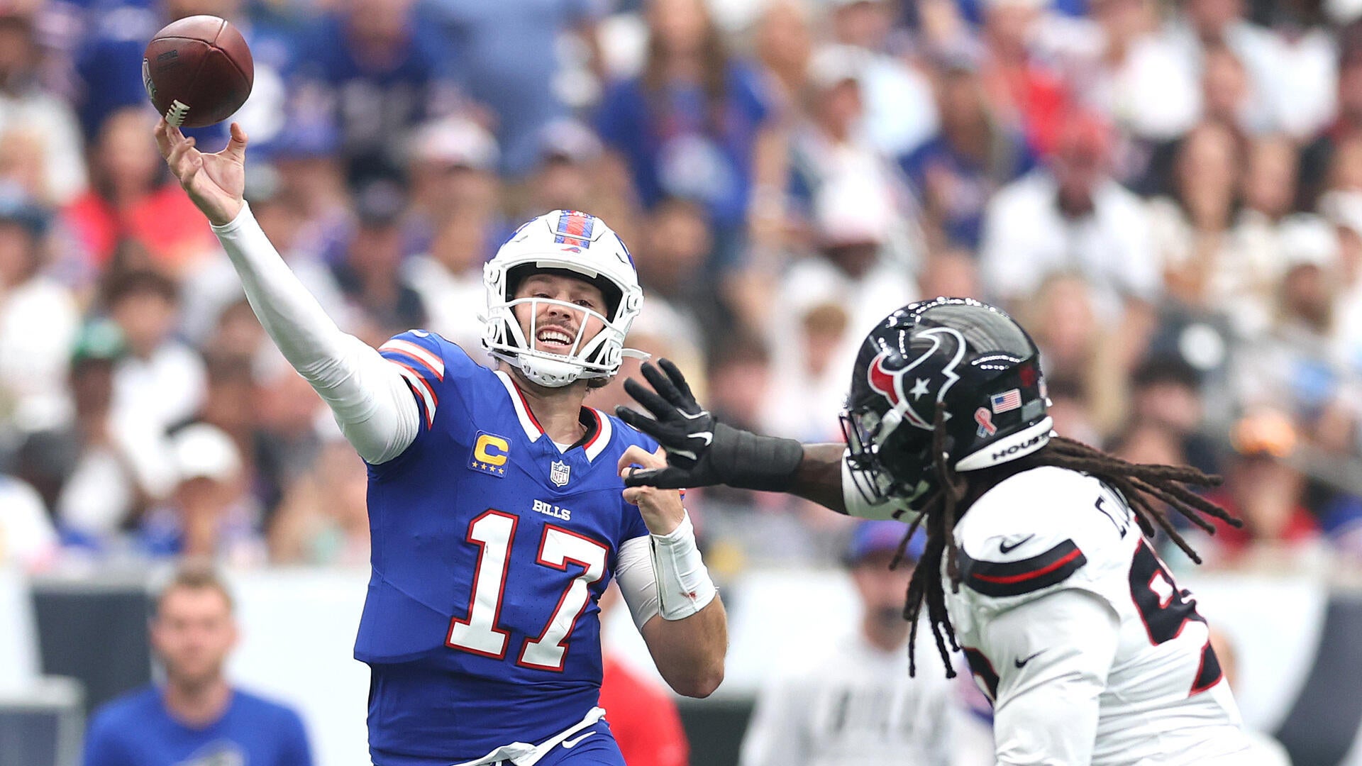 'Josh Allen doing Josh Allen things!' - Bills QB with stunning 21-yard TD