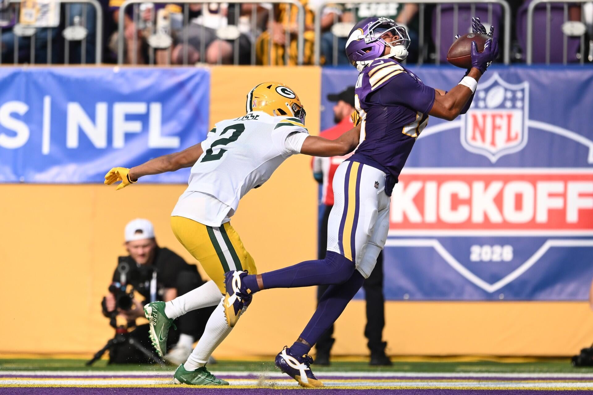 Vikings vs. Packers score: Minnesota rallies after Kyler Murray concussion,  wins 39-22 - CBS Sports