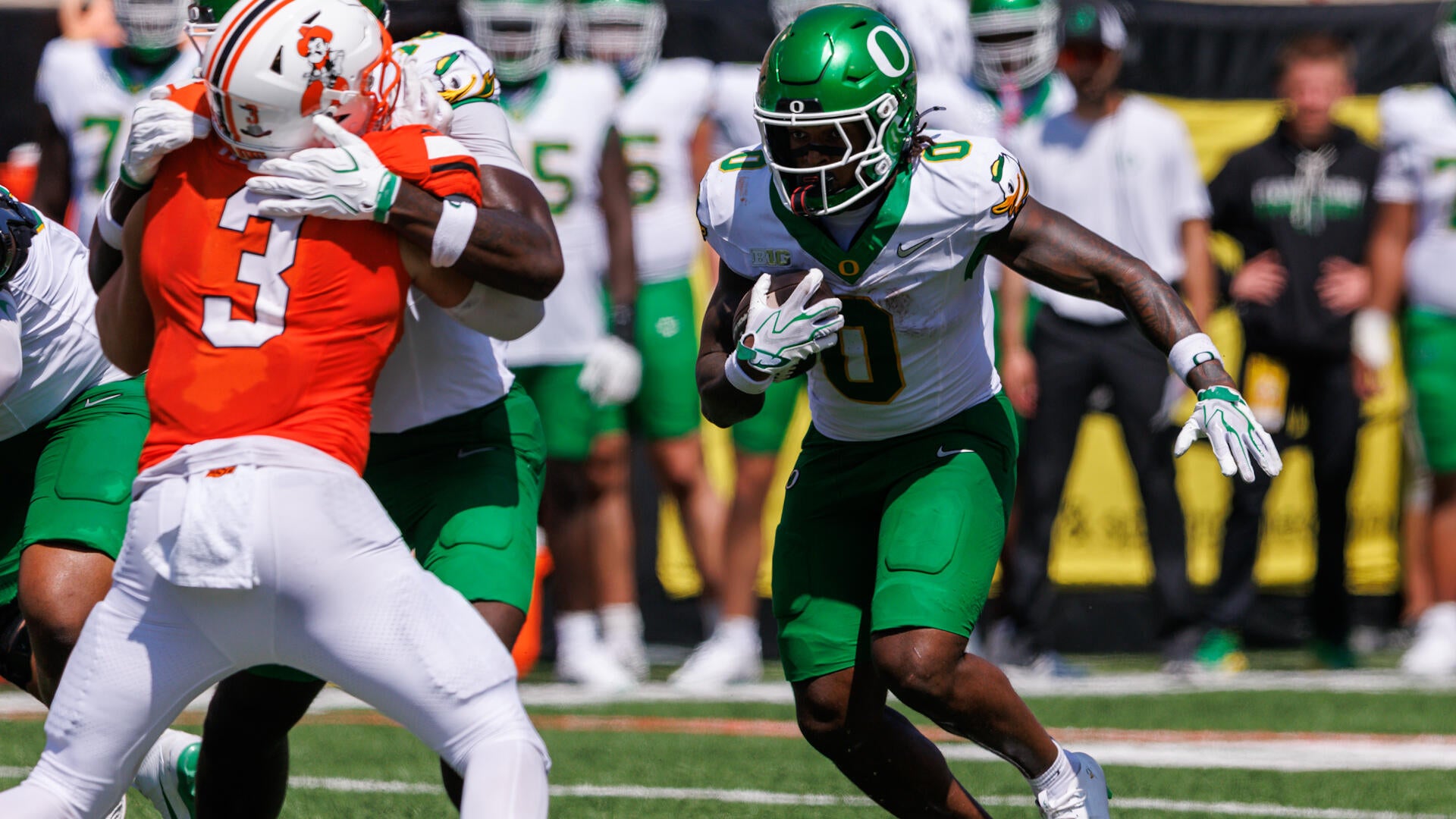 Oregon Ducks Drop in Rankings