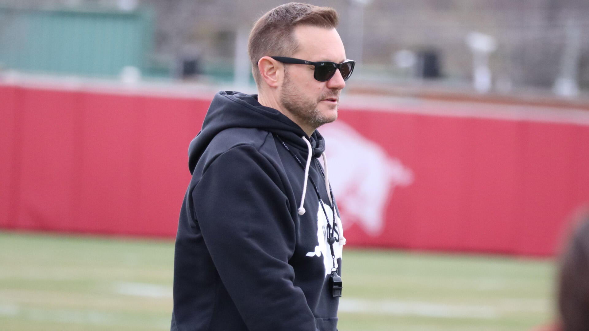 Should Arkansas re-open quarterback competition? Stream of General Videos