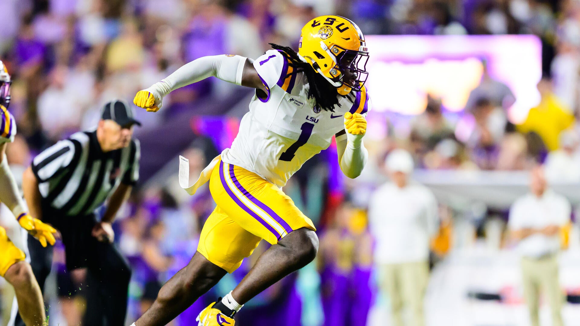 LSU's Umanmielen served court papers from Ole Miss suit ahead of showdown