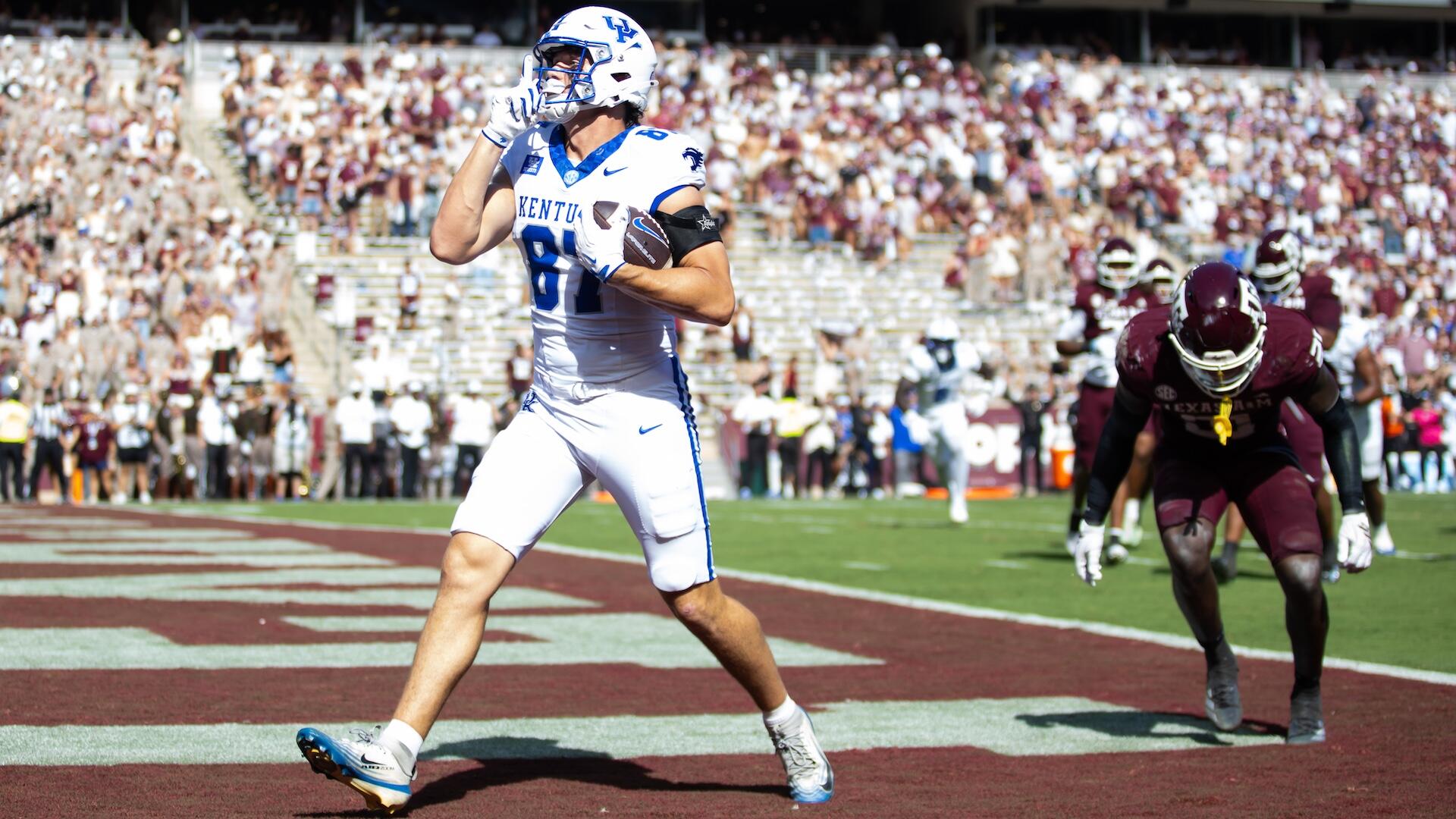 Kentucky shocks No. 9 Texas A&M on road, giving Will Stein first marquee victory