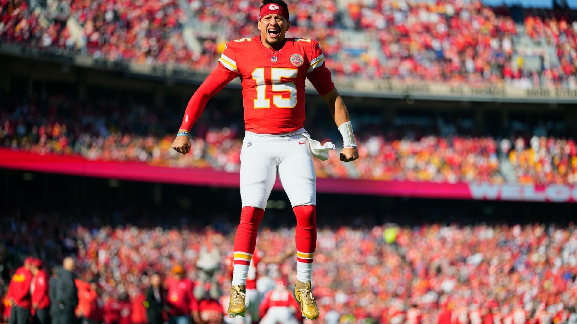 NFL DFS, Chiefs vs. Colts: Best daily Fantasy picks, lineup advice for Sunday Night Football