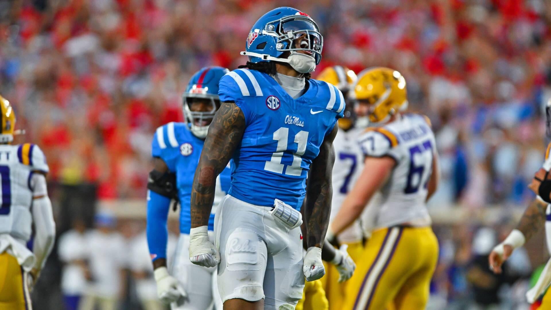 2026 College Football Playoff bracket projection: Ole Miss climbs after signature win over LSU